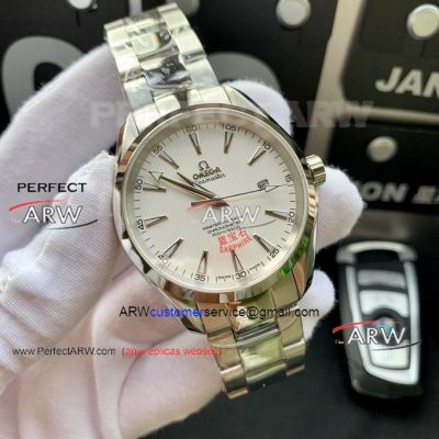 Perfect Replica Omega Seamaster White Dial Stainless Steel Case Watch